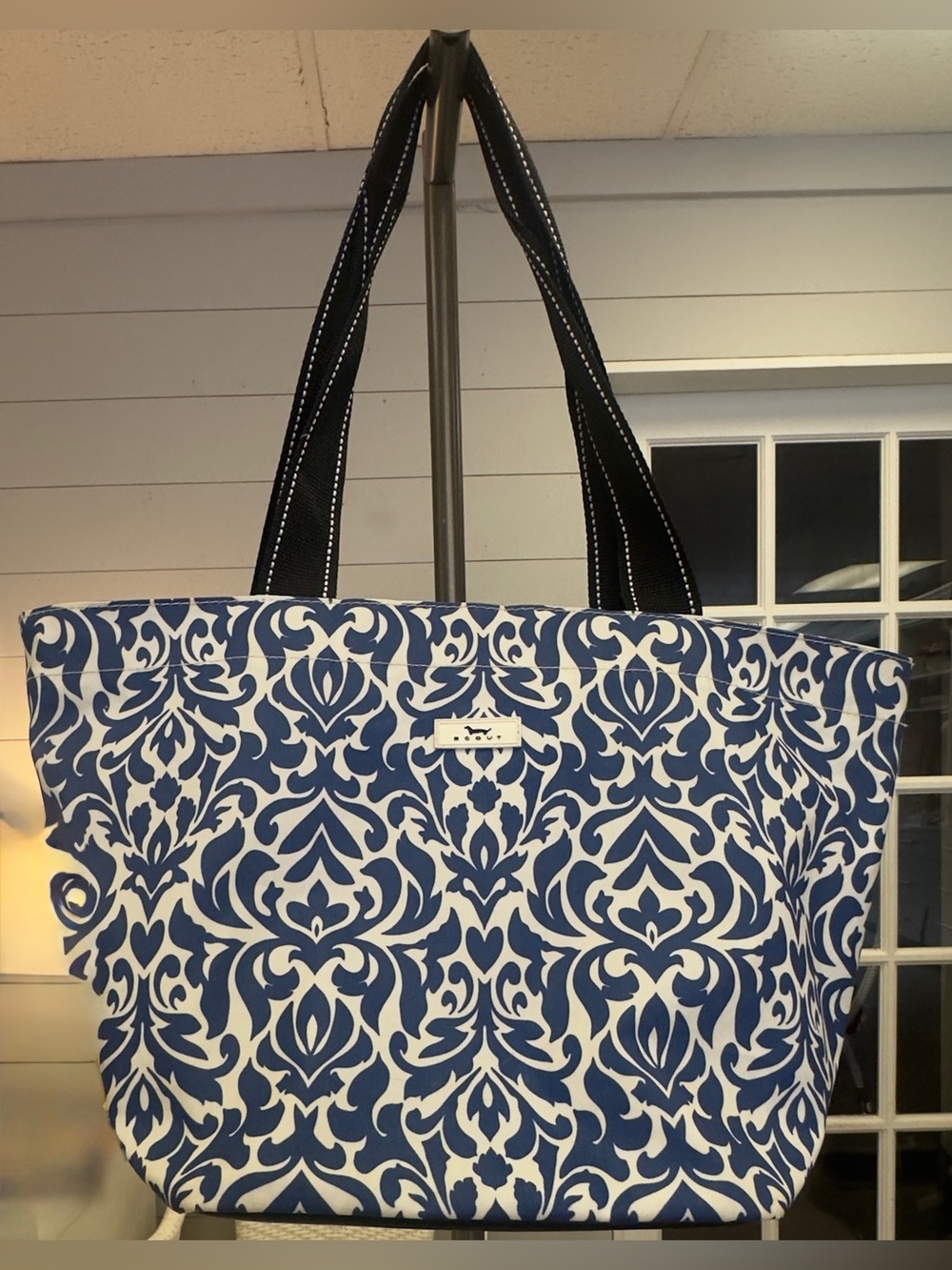 SCOUT Classic Navy & White Damask Tote - Picture 7 of 7